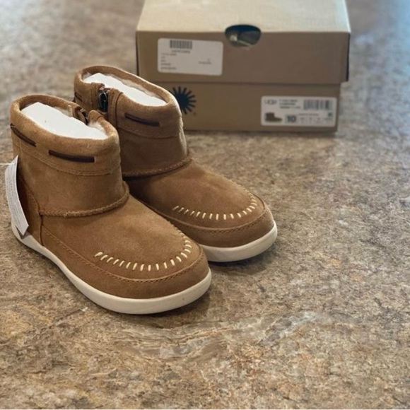 UGG Other - New Girls Uggs
